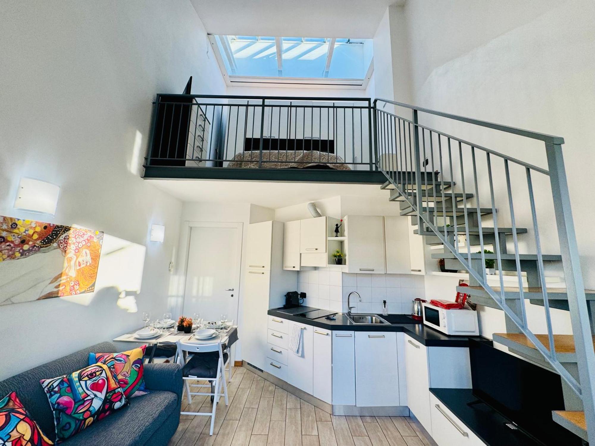 Romana Loft *